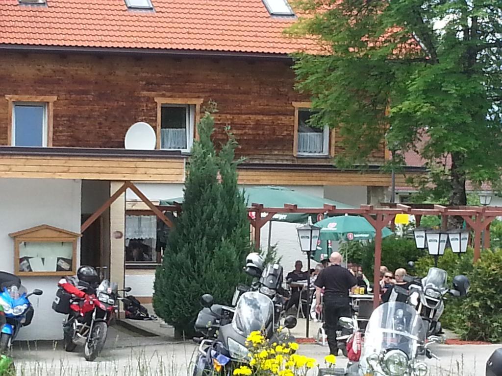 Gasthaus Traube Bichlbach Esterno foto